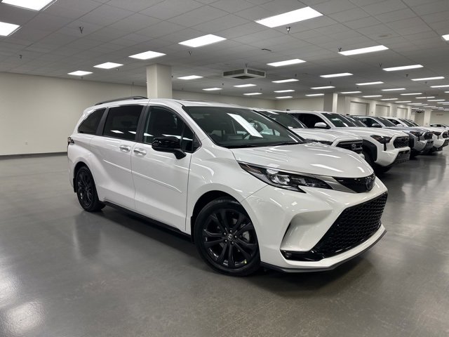 2024 Toyota Sienna Van Passenger Van 