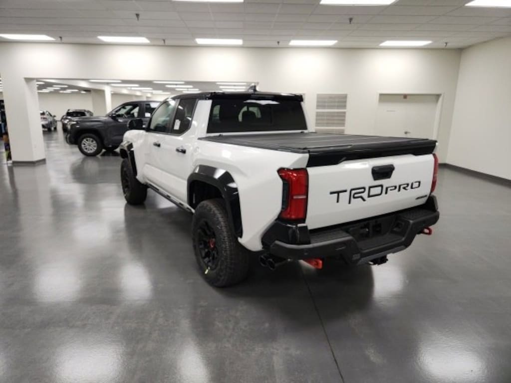 New 2025 Toyota Tacoma i-FORCE MAX TRD Pro 4X4 DOUBLE CAB HV
