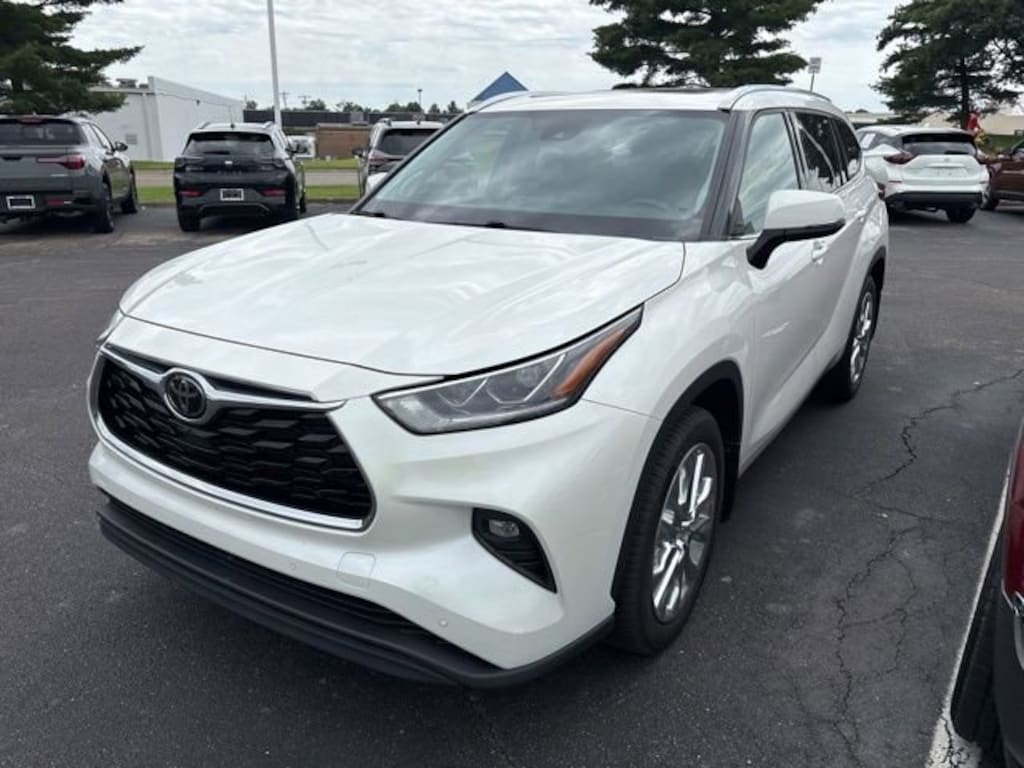 Used 2021 Toyota Highlander Limited SUV