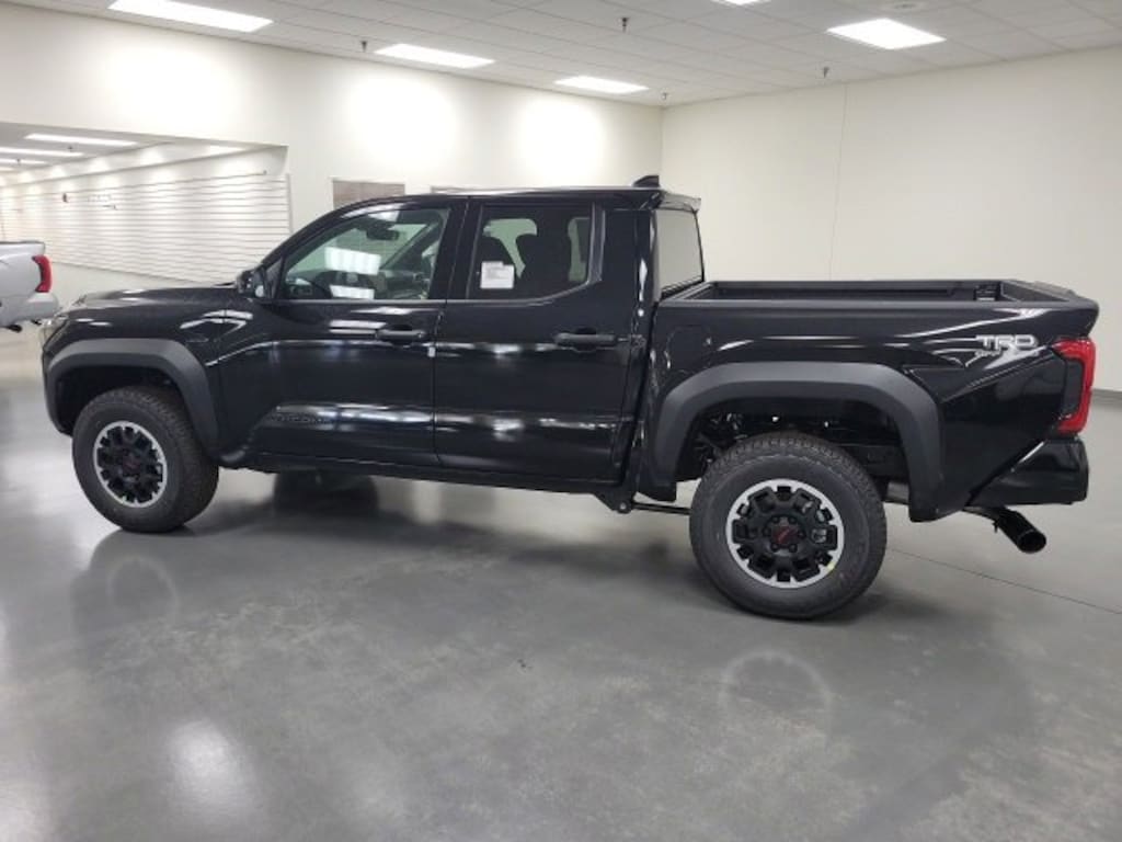 New 2025 Toyota Tacoma TRD Off-Road 4X4 DOUBLE CAB