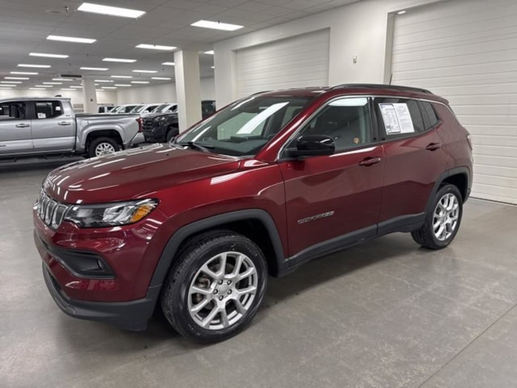 Used 2022 Jeep Compass Latitude Lux SUV