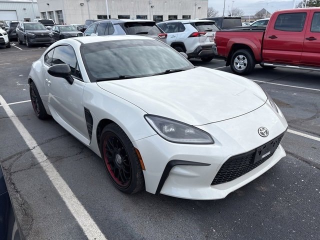 2023 Toyota GR86 Premium's photo