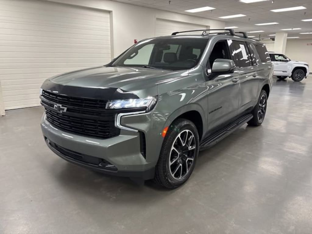 Used 2023 Chevrolet Suburban RST SUV
