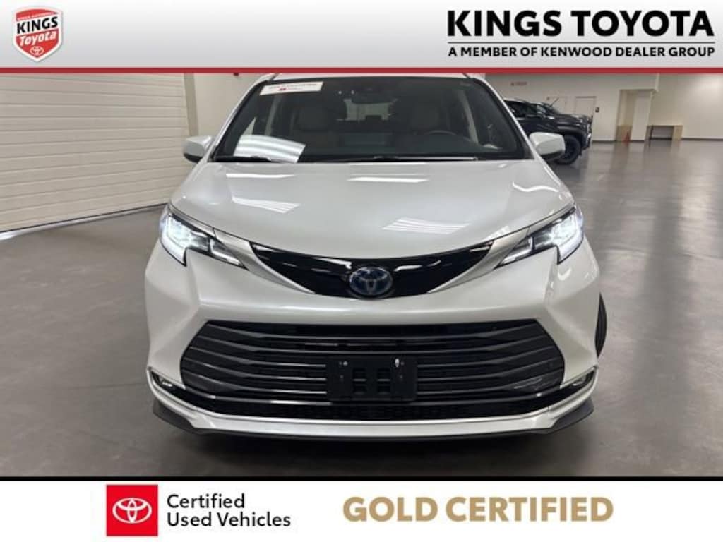 Certified 2023 Toyota Sienna Limited Van Passenger Van