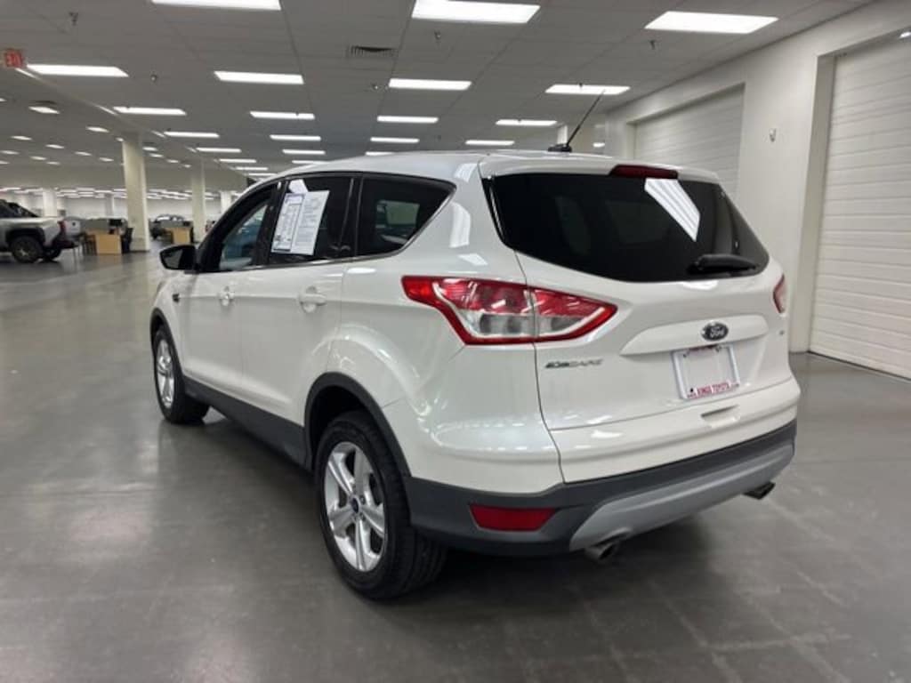 Used 2016 Ford Escape SE SUV