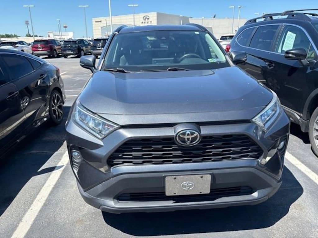 Used 2020 Toyota RAV4 XLE SUV