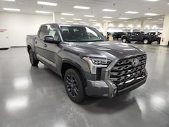 New 2025 Toyota Tundra i-FORCE MAX Platinum PLATINUM CREWMAX 5.5 Cincinnati, OH