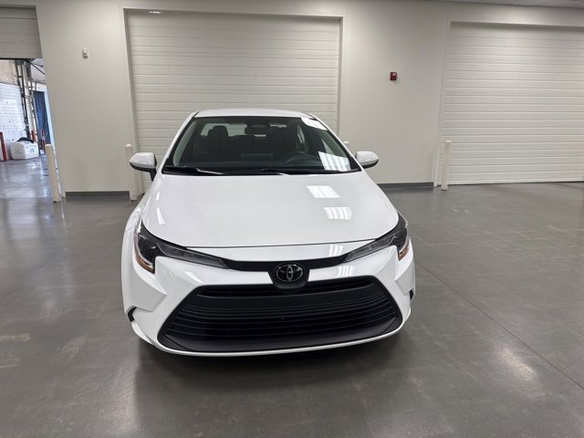2024 Toyota Corolla LE photo 2