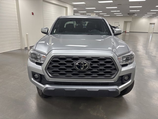 2022 Toyota Tacoma TRD Off-Road Double Cab photo 2