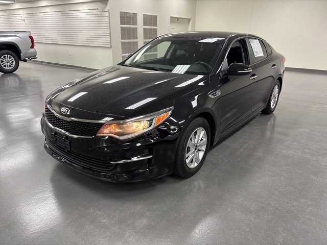 2018 Kia Optima LX photo 3