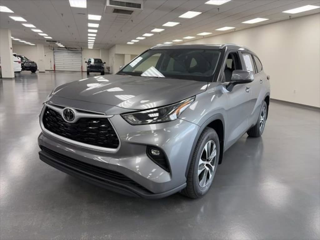 Certified 2026 Toyota Highlander XLE SUV