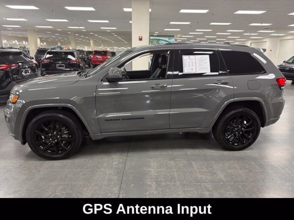 Used 2020 Jeep Grand Cherokee Altitude SUV