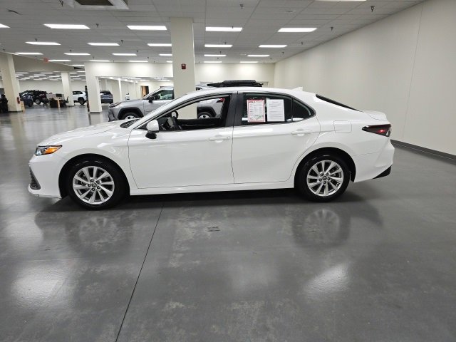 2024 Toyota Camry LE photo 4