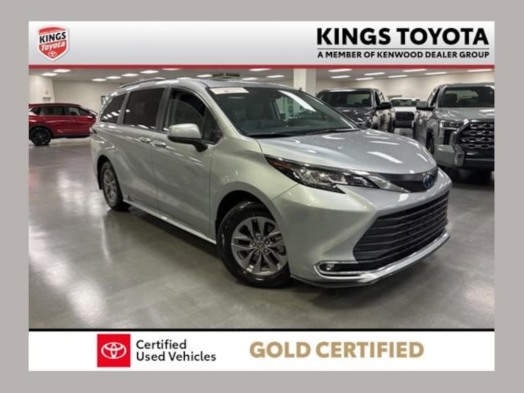 Certified 2023 Toyota Sienna XLE Van Passenger Van