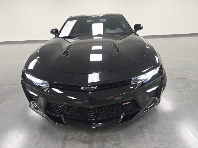 2018 Chevrolet Camaro 1SS photo 2