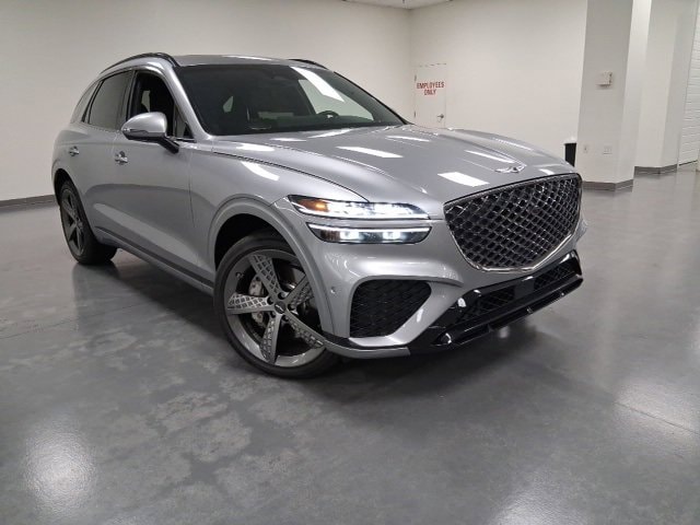 2024 GENESIS GV70 Standard