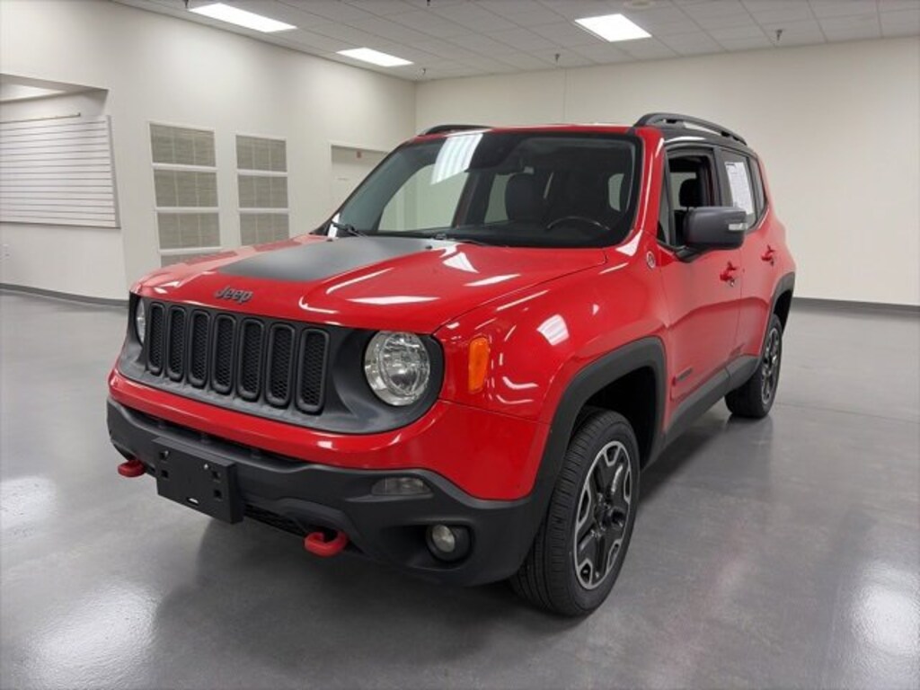 Used 2017 Jeep Renegade Trailhawk SUV