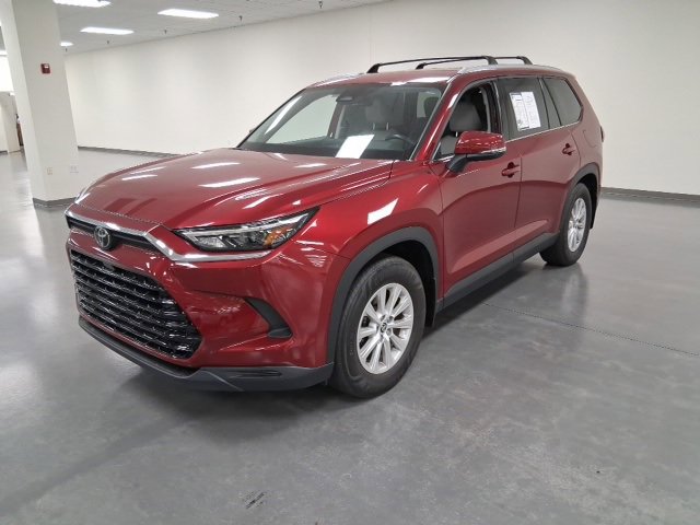 2024 Toyota Grand Highlander XLE photo 2