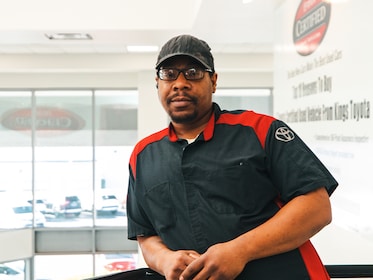 Staff member Aaron Rayford from ID_32b69f