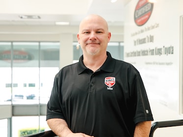 Staff member Mike Ramsey from ID_79bfcb