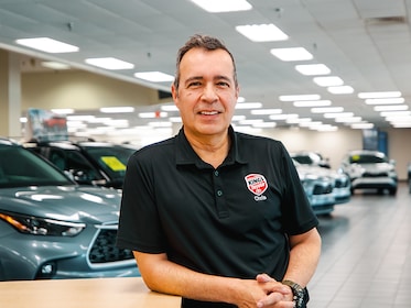 Staff member Chris Vanderveer from ID_d7c2f9