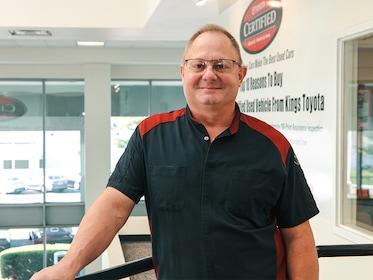 Staff member Paul Napier from ID_13f553