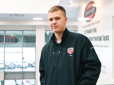 Staff member Lou Morris from ID_32b69f