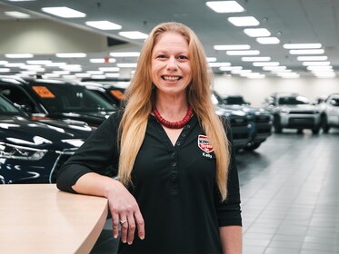 Staff member Kelly Lang from ID_d7c2f9