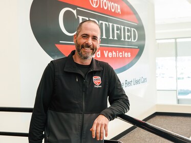 Staff member Stephen Shanabarger from ID_3fb6b2