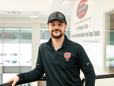 Staff member John Ramsey from ID_32b69f