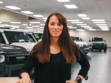 Staff member Cheryll Miller from ID_36d094