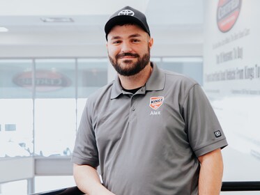 Staff member Alex Stone from ID_32b69f