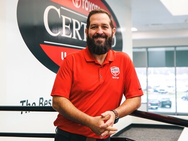 Staff member George Tierney from ID_36d094