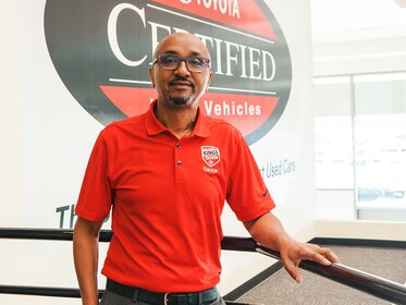 Staff member Dereje (DJ) Kiffle from ID_3fb6b2