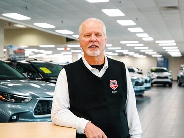 Staff member Bruce Ihle from ID_d7c2f9