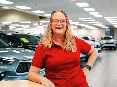 Staff member Wanda Maston from ID_d7c2f9