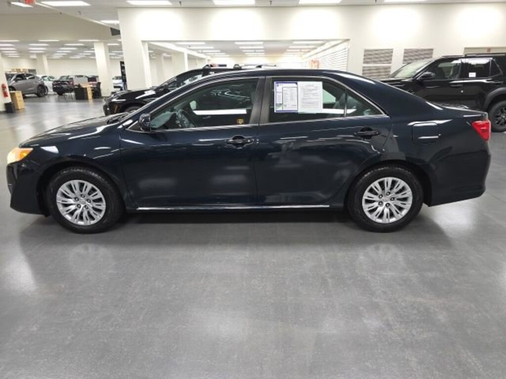Used 2014 Toyota Camry LE Sedan