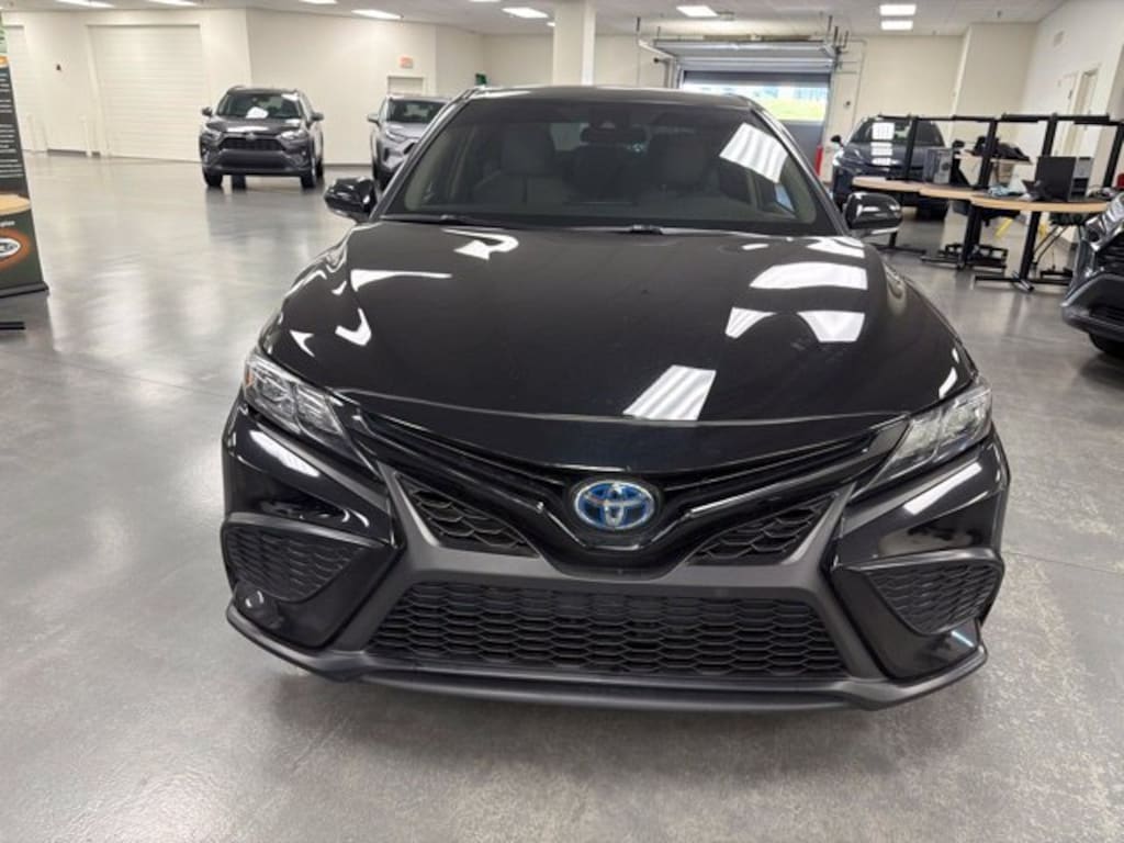 Used 2024 Toyota Camry Hybrid SE Sedan