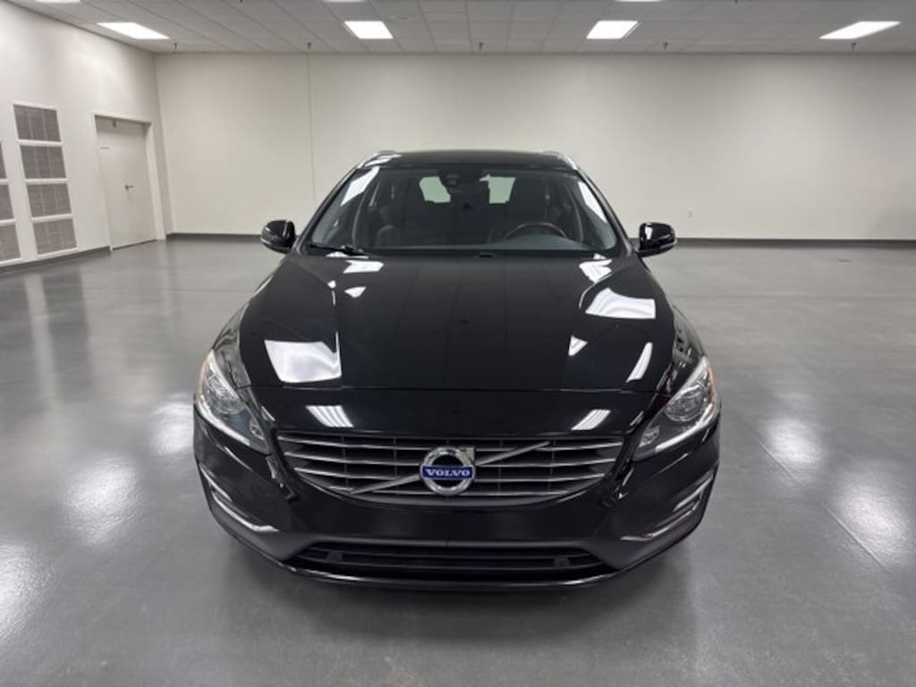 Used 2016 Volvo V60 T5 Drive-E Premier Wagon