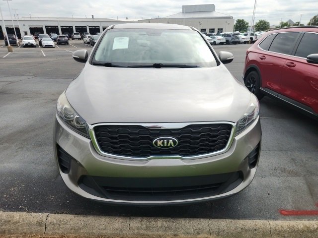 2019 Kia Sorento LX photo 2