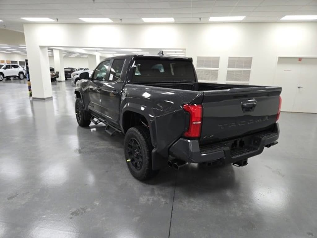 New 2026 Toyota Tacoma SR5 4X4 DOUBLE CAB