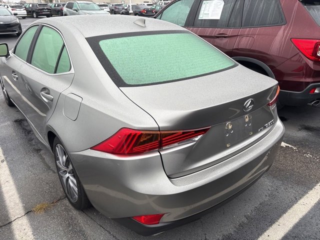 2020 Lexus IS 300 photo 4