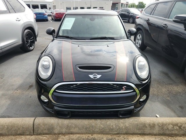 2016 Mini Cooper 2 Door Hardtop S photo 2