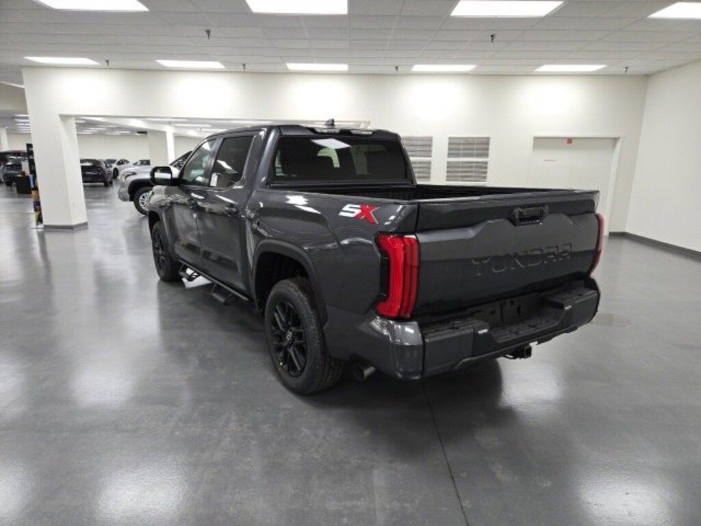 New 2026 Toyota Tundra SR5 SR5 CREWMAX 5.5