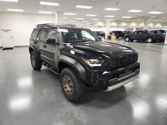 New 2025 Toyota 4Runner i-FORCE MAX Trailhunter 4WD Trailhunter Cincinnati, OH