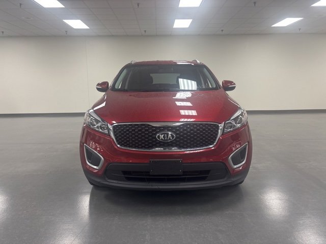 2017 Kia Sorento LX photo 2