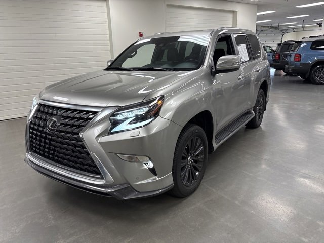2023 Lexus GX 460 Premium photo 3
