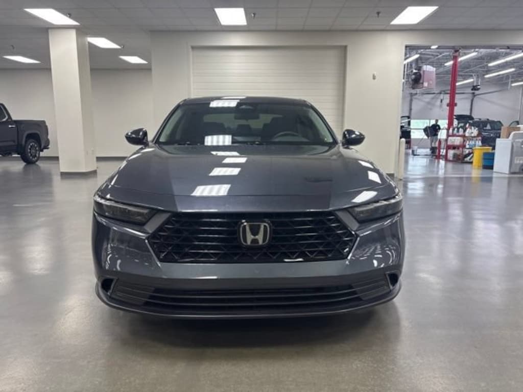 Used 2024 Honda Accord EX Sedan
