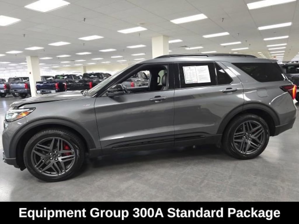 Used 2025 Ford Explorer ST-Line SUV