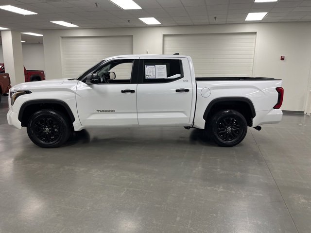 2024 Toyota Tundra SR5 CrewMax photo 4